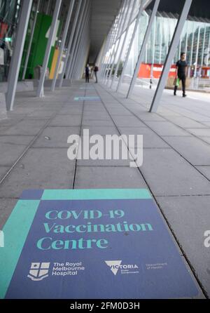 (210505) -- MELBOURNE, 5 mai 2021 (Xinhua) -- photo prise le 22 avril 2021 montre le centre de vaccination COVID-19 à Melbourne, en Australie. POUR ALLER DE L'AVANT avec « News Analysis: How will Australia will Go with New phase of vaccine déploiement? » (Photo de Hu Jingchen/Xinhua) Banque D'Images