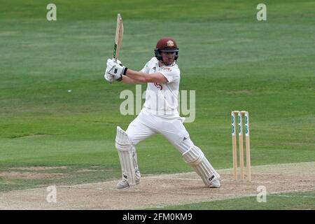 Rory Burns en action de batting pour Surrey pendant le CCC d'Essex contre le CCC de Surrey, le cricket de la division 1 du championnat du comté de Specsavers au terrain du comté de Cloudfm Banque D'Images