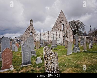 Vue arrière de la ruine de l'ancienne église Kincardine O'Neil Banque D'Images