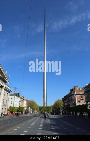 Vue sur le Dublin Spire sur O'connell Street à Dublin, Irlande Banque D'Images