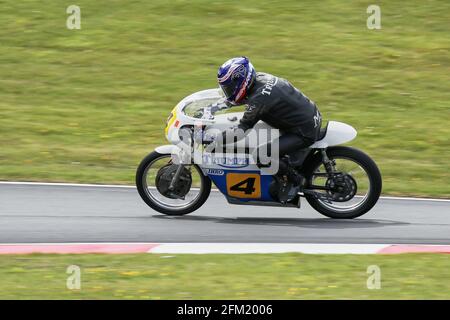 Approxes le Gooseneck au Cadwell Park International Classic in Juillet 2015 Banque D'Images