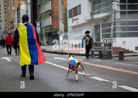 Manifestation contre le gouvernement en Colombie, Bogota, 5 mai 2021 Banque D'Images