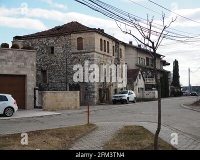 Une ancienne villa restaurée à Pej Kosova Banque D'Images