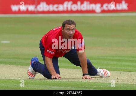 Graham Napier d'Essex pendant Essex Eagles vs Glamourgan, Royal London, Cricket d'une journée au terrain du comté d'Essex le 26 juillet 2016 Banque D'Images