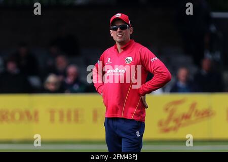 Alastair Cook d'Essex pendant Essex Eagles vs Hampshire, Royal London Cricket d'une journée au terrain du comté de Cloudfm le 30 avril 2017 Banque D'Images