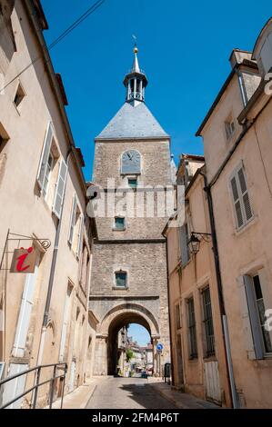 La tour de l'horloge d'Avallon, Yonne (89), Bourgogne-Franche-Comté, France Banque D'Images