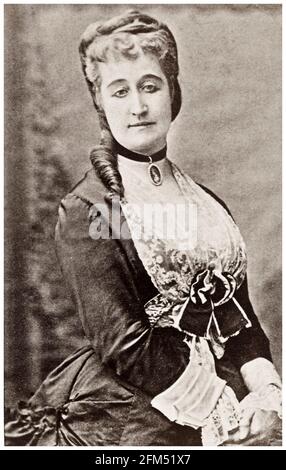 Impératrice Eugénie de Montijo (1826-1920), impératrice Consort de France (1853-1870), épouse de Napoléon III de France, photographie de portrait d'un artiste inconnu, vers 1869 Banque D'Images