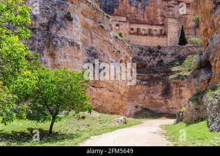 Notre Dame de Jaraba Sanctuaire dans le canyon Barranco de la Hoz Seca dans la région d'Aragon, Espagne Banque D'Images