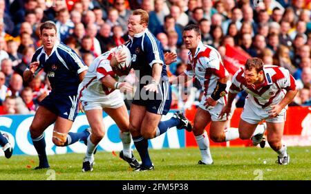 FINALE DE LA COUPE NUTRI-GRAIN DE KELLOGG À MURRYFIELD 27/4/2002 BRETT DALLAS PHOTO DAVID ASHDOWN. LIGUE DE RUGBY Banque D'Images