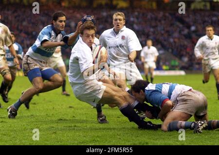 RUGBY ANGLETERRE V ARGENTINE À TWICKENHAM 25/11/2000. PHOTO DAVID ASHDOWN Banque D'Images