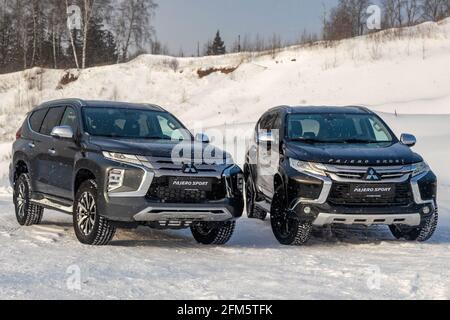 Moscou, Russie - 17 février 2021 : tout nouveau Mitsubishi Pajero Sport. Restyle 21 Banque D'Images