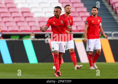 Lisbonne, Portugal. 6 mai 2021. Everton de SL Benfica célèbre après avoir marquant un but lors du match de football de la Ligue portugaise entre SL Benfica et le FC Porto au stade Luz à Lisbonne, Portugal, le 6 mai 2021. Crédit : Pedro Fiuza/ZUMA Wire/Alay Live News Banque D'Images