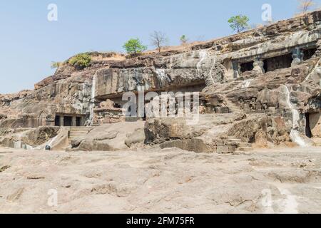 Monastères troglodytiques à Ellora, État de Maharasthra, Inde Banque D'Images