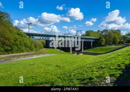 Carr Mill Dam est une région incroyablement belle avec des liaisons faciles entre Liverpool et Manchester situé à St Helens. Pas seulement le plus grand intérieur Banque D'Images