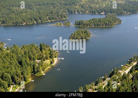 Photographie aérienne du lac Shawnigan, île de Vancouver, Colombie-Britannique, Canada. Banque D'Images