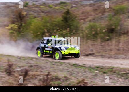 2021 Championnat italien de vitesse Offroad : voiture de course à Solignano, Italie. Banque D'Images