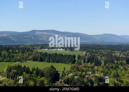 Photo aérienne d'une ferme à Cherry point, île de Vancouver, Colombie-Britannique Banque D'Images