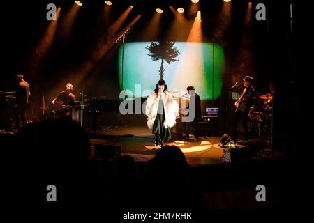 Maia, Portugal. 06e mai 2021. Sonia Tavares du groupe portugais The Gift se produit pendant la musique Maia Fest à Maia. (Photo de Rita FranÁa/SOPA Images/Sipa USA) crédit: SIPA USA/Alay Live News Banque D'Images