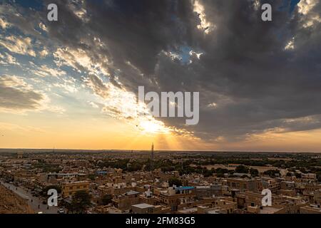 une belle vue sur la ville de jaisalmer de rajasthan. Banque D'Images