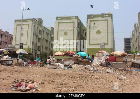 Communauté pauvre appartements de l'Estran Plage Immobilier à Chennai, Inde Banque D'Images