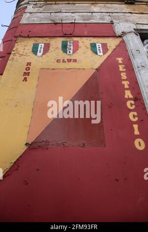 Rome, Italie. 07e mai 2021. Détail de l'ancien Roma Club of Testaccio district de Rome (photo de Matteo Nardone/Pacific Press) crédit: Pacific Press Media production Corp./Alay Live News Banque D'Images