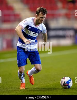 Photo du dossier datée du 13-04-2021 de Todd Kane des Queens Park Rangers lors du match du championnat Sky Bet au stade AESSEAL New York, Rotherham. Date de publication : vendredi 7 mai 2021. Banque D'Images