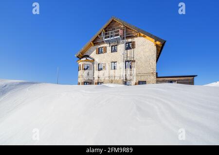 Rotwandhaus (1, 737 m) dans les montagnes de Mangfall, Spitzingsee, haute-Bavière, Bavière, Allemagne Banque D'Images