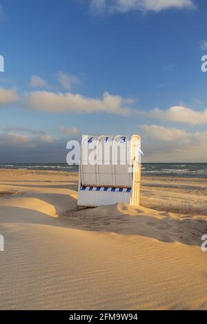 Chaises de plage sur la plage de Heiligenhafen, Schleswig-Holstein, Allemagne Banque D'Images