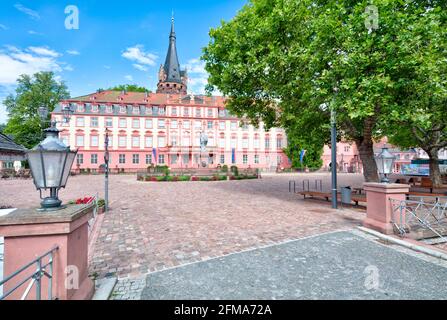 Château d'Erbach, Schlossplatz, façade de la maison, Erbach, Odenwald, Hesssen, Allemagne, Europe Banque D'Images