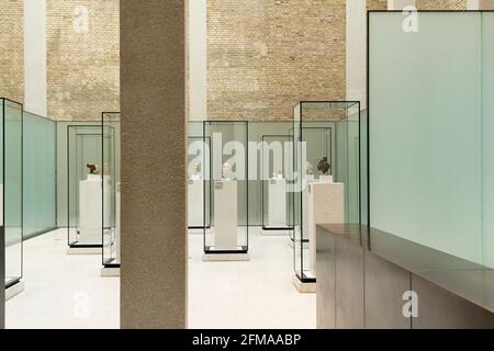 Berlin, Mitte, Museum Island, New Museum, Egyptian court Banque D'Images