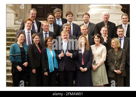 Charles Kennedy à un photocall pour montrer le nouveau Élu Lib DEM M.P.Spic David Sandison 9/5/2005 Banque D'Images