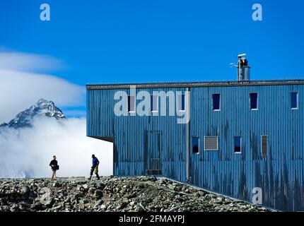 Tratuit Hut, Cabane de Tracuit, du Swiss Alpine Club, Zinal, Val d'Anniviers, Wallis, Suisse Banque D'Images