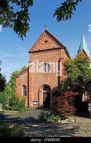 Église catholique Saint-Pierre-et-Paul, Neustadt am main, Bavière, Allemagne Banque D'Images