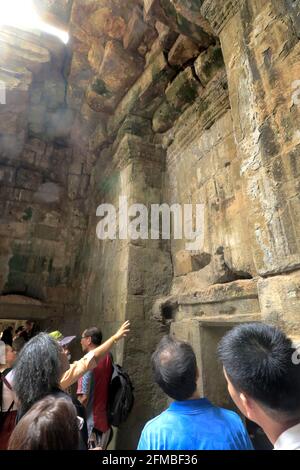 Visite des ruines de Ta Prohm Cambodge Banque D'Images