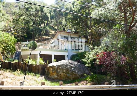 Topanga, Californie, États-Unis 3 mai 2021 UNE vue générale de l'atmosphère de l'ancien domicile/maison du musicien Gary Hinman au 964 Old Topanga Canyon Rd où il a été assassiné par la famille Manson le 31 juillet 1969, le premier meurtre de manoir situé à Topanga, Californie, États-Unis. Photo par Barry King/Alay stock photo Banque D'Images