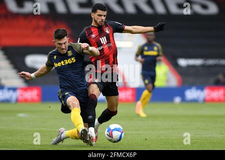 Danny Batth de Stoke City et Dominic Solanke d'AFC Bournemouth lors du match de championnat Sky Bet entre AFC Bournemouth et Stoke City, stade Vitality. Crédit : Matchday Images Limited/Alamy Live News Banque D'Images