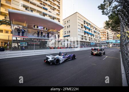 Monaco. 8 mai 2021. 04 Frijns Robin (nld), Envision Virgin Racing, Audi e-tron FE07, action 20 Evans Mitch (nzl), Jaguar Racing, Jaguar I-Type 5, action 25 Vergne Jean-Eric (fra), DS Techeetah, DS E-FE20, action 28 Gunther Maximilian (ger), BMW i Andretti Motorsport, BMW IFE.21. Action drapeau à damier drapeau drapeau drapeau à damier lors de l'ePrix de Monaco 2021, 4ème réunion du Championnat du monde de Formule E 2020-21, sur le circuit de Monaco le 8 mai, à Monaco - photo Germain Hazard / DPPI / LiveMedia crédit: Agence photo indépendante / Alay Live News Banque D'Images