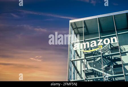 Bâtiment du siège social Amazon Banque D'Images