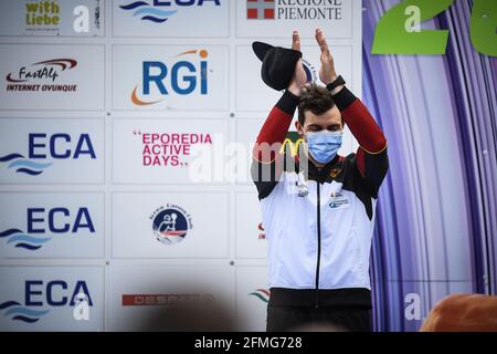 Ivrea, Turin, Italie. 9 mai 2021. Championnat d'Europe de canoë-slalom 2021 de l'ECA (et qualification olympique). Dans la photo 1 Sideris TASIADIS (GER) C1M. Damiano Benedetto/ Alamy Live News Banque D'Images