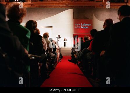 John Prescott, député et chef adjoint du travail, s'adresse au Labour Party Conference Blackpool 1996 base Banque D'Images