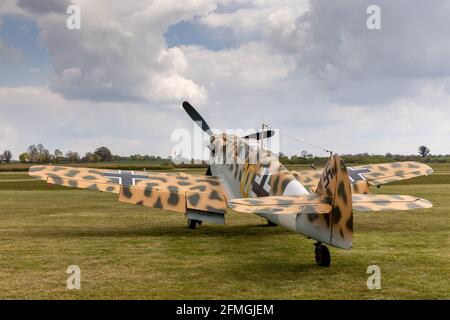 Hispano Buchon à la saison Premiere Drive-In Airshow à Shuttleworth, ancien Warden, le dimanche 2 mai 2021 Banque D'Images