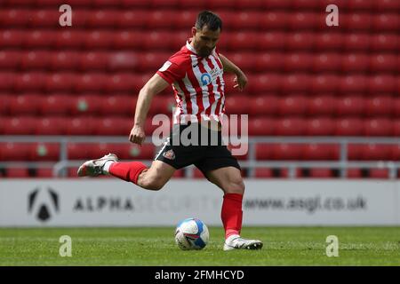 SUNDERLAND, ROYAUME-UNI. 9 MAI Bailey Wright de Sunderland lors du match de la Ligue 1 de Sky Bet entre Sunderland et Northampton Town au Stade de Light, Sunderland, le dimanche 9 mai 2021. (Credit: Mark Fletcher | MI News) Credit: MI News & Sport /Alay Live News Banque D'Images