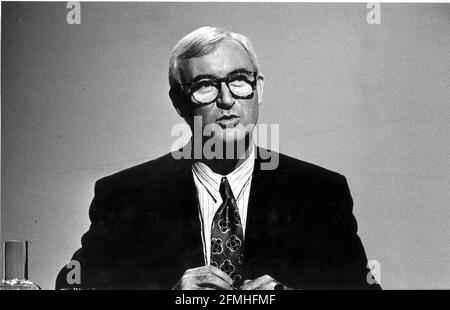 John BIRT Directeur général adjoint de la BBC à la Conférence de presse Banque D'Images