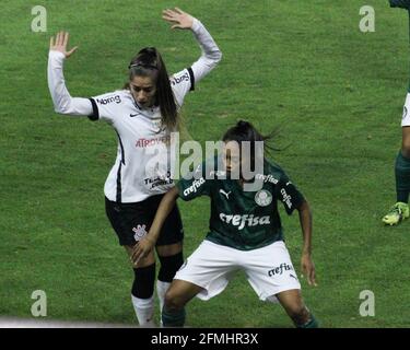 Sao Paulo, Sao Paulo, Brésil. 9 mai 2021. (SPO) match entre Corinthiens et Palmeiras pour le Championnat brésilien des femmes. 9 mai 2021, Sao Paulo, Brésil: Match entre Corinthiens et Palmeiras, pour la sixième manche du championnat national brésilien des femmes A1 football 2021, au stade Parque Sao Jorge, ce dimanche (9). Le match s'est terminé par un tirage de 1-1 et les buts ont été marqués par Bruna Caldera, de Palmeiras, et Vic Albuquerque égalé pour Corinthiens. Crédit: PRI Fiotti/TheNews2 crédit: PRI Fiotti/TheNEWS2/ZUMA Wire/Alay Live News Banque D'Images