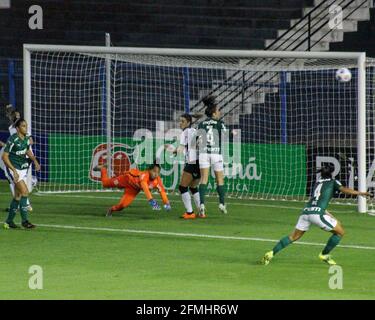 Sao Paulo, Sao Paulo, Brésil. 9 mai 2021. (SPO) match entre Corinthiens et Palmeiras pour le Championnat brésilien des femmes. 9 mai 2021, Sao Paulo, Brésil: Match entre Corinthiens et Palmeiras, pour la sixième manche du championnat national brésilien des femmes A1 football 2021, au stade Parque Sao Jorge, ce dimanche (9). Le match s'est terminé par un tirage de 1-1 et les buts ont été marqués par Bruna Caldera, de Palmeiras, et Vic Albuquerque égalé pour Corinthiens. Crédit: PRI Fiotti/TheNews2 crédit: PRI Fiotti/TheNEWS2/ZUMA Wire/Alay Live News Banque D'Images