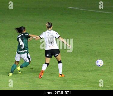 Sao Paulo, Sao Paulo, Brésil. 9 mai 2021. (SPO) match entre Corinthiens et Palmeiras pour le Championnat brésilien des femmes. 9 mai 2021, Sao Paulo, Brésil: Match entre Corinthiens et Palmeiras, pour la sixième manche du championnat national brésilien des femmes A1 football 2021, au stade Parque Sao Jorge, ce dimanche (9). Le match s'est terminé par un tirage de 1-1 et les buts ont été marqués par Bruna Caldera, de Palmeiras, et Vic Albuquerque égalé pour Corinthiens. Crédit: PRI Fiotti/TheNews2 crédit: PRI Fiotti/TheNEWS2/ZUMA Wire/Alay Live News Banque D'Images