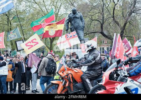 Des centaines d'entre eux assistent à une marche « les vétérans » à Londres Soutien des troupes devant faire l'objet de poursuites au sujet des meurtres de l'IRA dans le Nord Irlande Banque D'Images