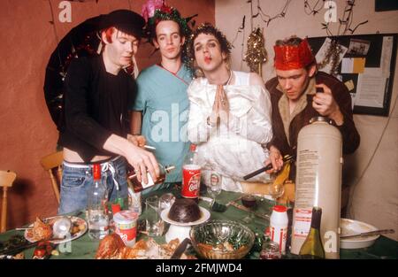 Fête de Noël du roi Adora au studio des Scieries, Golant, Fowey, Cornwall, Angleterre. Banque D'Images