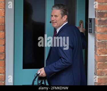 10/05/2021. Londres, Royaume-Uni. Le chef du Parti travailliste Sir Keir Starmer quitte son domicile de Londres. Plus tard aujourd'hui, il devrait assister à une réunion du Cabinet fantôme . Crédit photo : George Cracknell Wright Banque D'Images