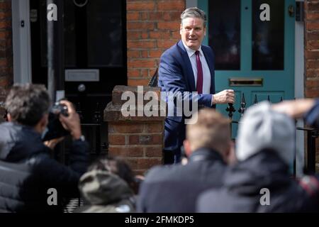 10/05/2021. Londres, Royaume-Uni. Le chef du Parti travailliste Sir Keir Starmer quitte son domicile de Londres. Plus tard aujourd'hui, il devrait assister à une réunion du Cabinet fantôme . Crédit photo : George Cracknell Wright Banque D'Images